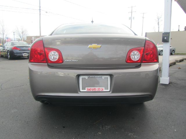 Chevrolet Malibu 2011 photo 34