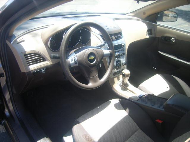 Chevrolet Malibu 2011 photo 1