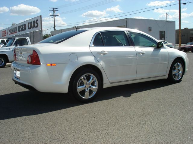 Chevrolet Malibu 2011 photo 1