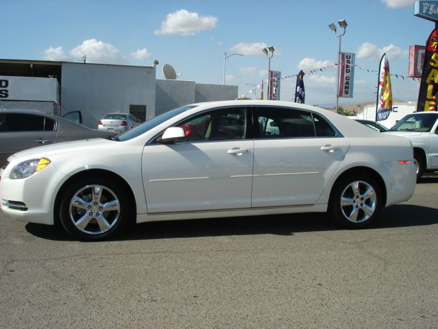 Chevrolet Malibu 2011 photo 3