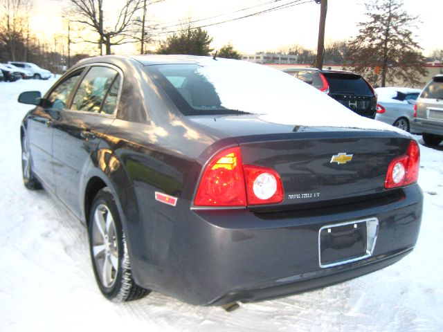 Chevrolet Malibu 2011 photo 1