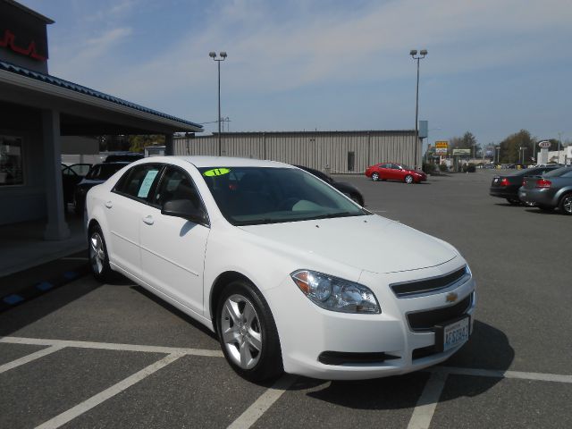 Chevrolet Malibu 2011 photo 3