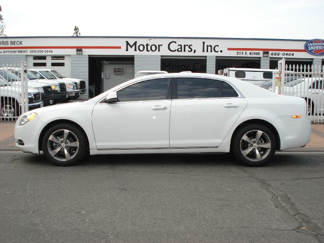 Chevrolet Malibu 2011 photo 4