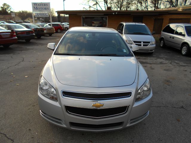 Chevrolet Malibu 2011 photo 4