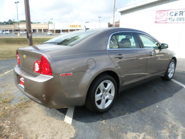 Chevrolet Malibu 2011 photo 1