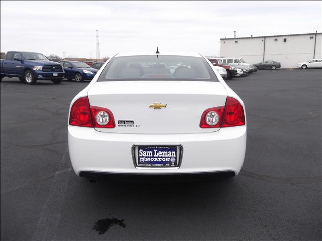 Chevrolet Malibu 2011 photo 5