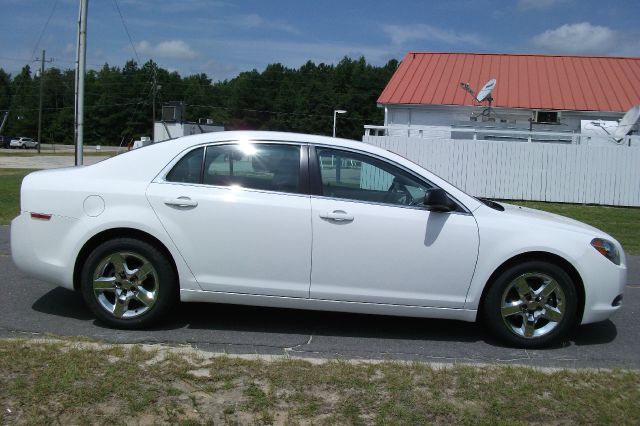 Chevrolet Malibu 2011 photo 1