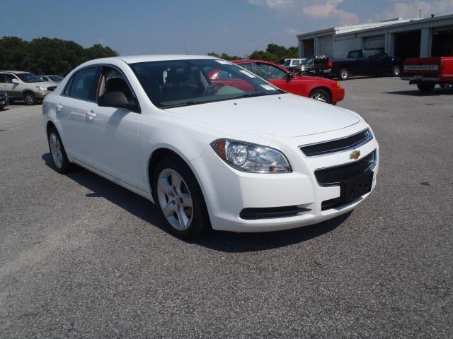 Chevrolet Malibu 2011 photo 4