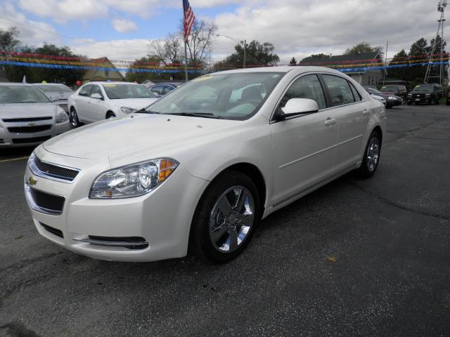 Chevrolet Malibu 2011 photo 1