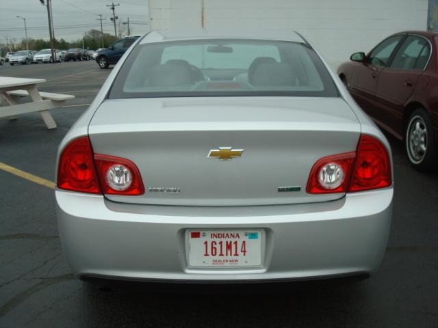 Chevrolet Malibu 2011 photo 3