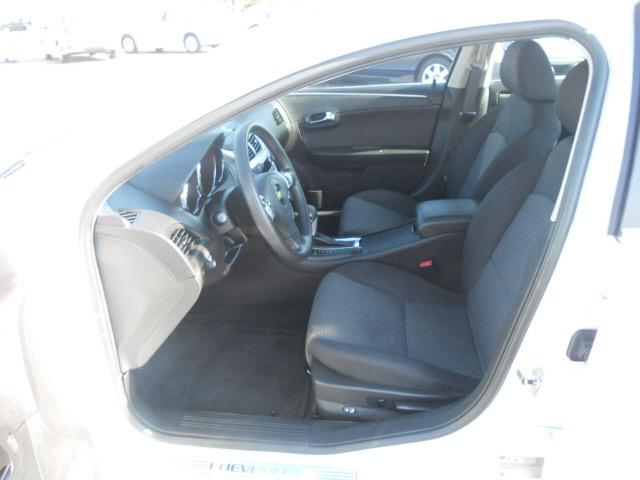 Chevrolet Malibu 2011 photo 5