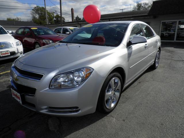 Chevrolet Malibu 2011 photo 1