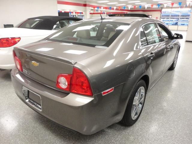 Chevrolet Malibu Unknown Sedan