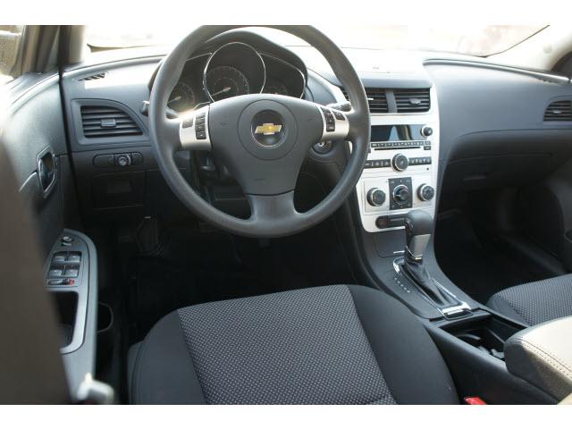 Chevrolet Malibu 2011 photo 5