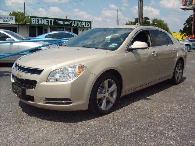 Chevrolet Malibu 2011 photo 3