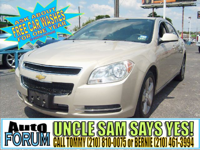 Chevrolet Malibu 2011 photo 4