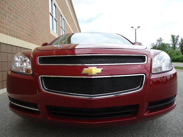 Chevrolet Malibu 2011 photo 3