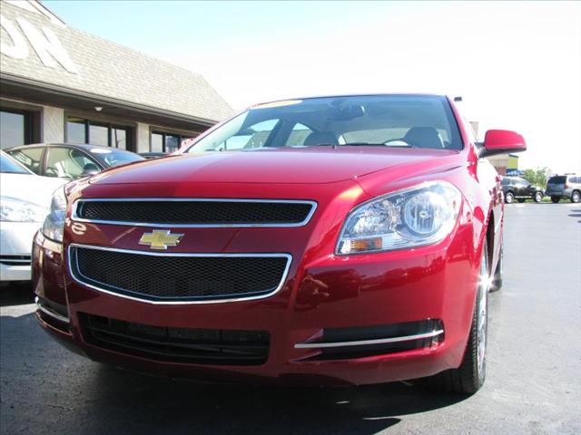 Chevrolet Malibu 2011 photo 1