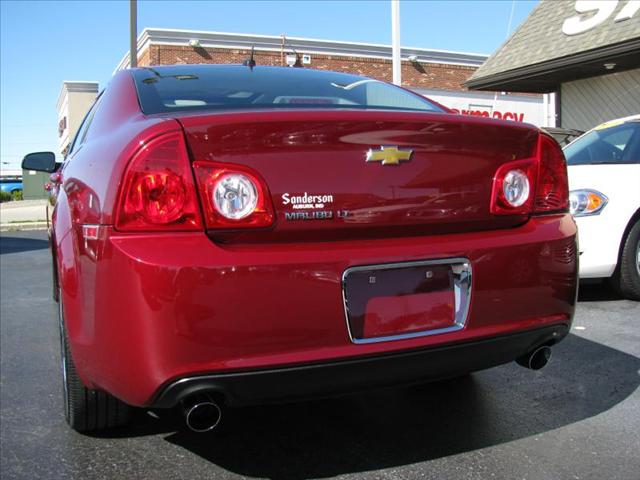 Chevrolet Malibu 2011 photo 2