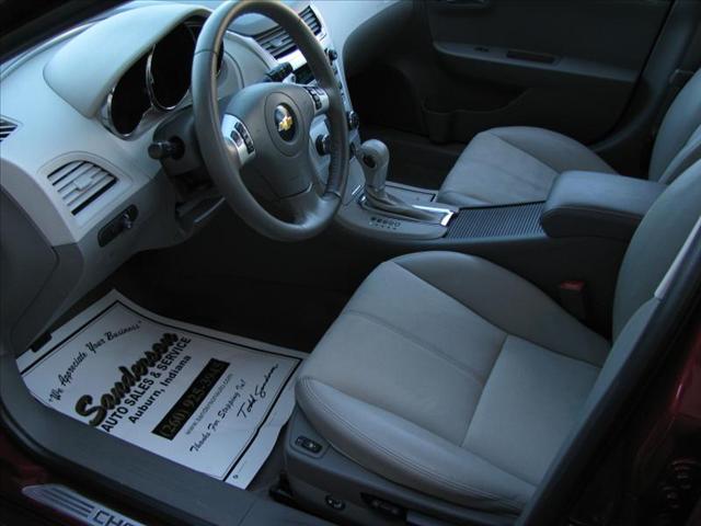 Chevrolet Malibu 2011 photo 5