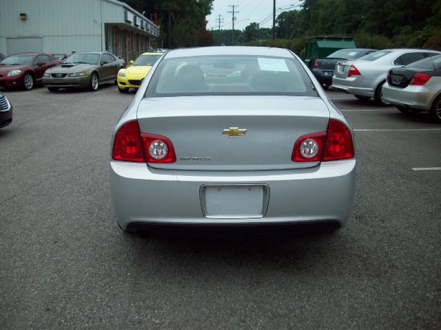 Chevrolet Malibu 2011 photo 1