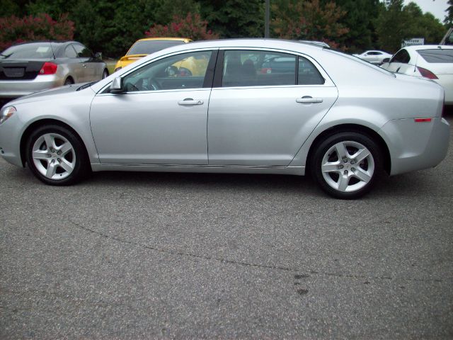 Chevrolet Malibu 2011 photo 3