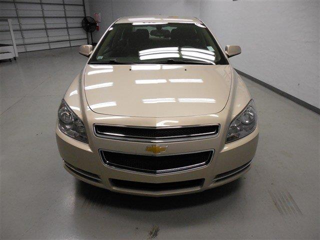 Chevrolet Malibu 2011 photo 4