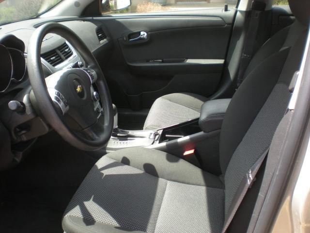 Chevrolet Malibu 2011 photo 8