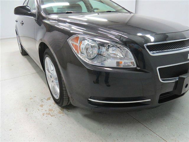 Chevrolet Malibu 2011 photo 20