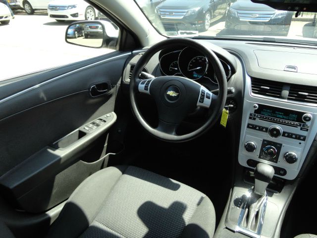 Chevrolet Malibu 2011 photo 30