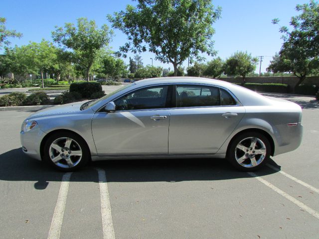 Chevrolet Malibu 2011 photo 1