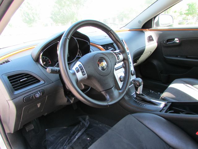 Chevrolet Malibu 2011 photo 13