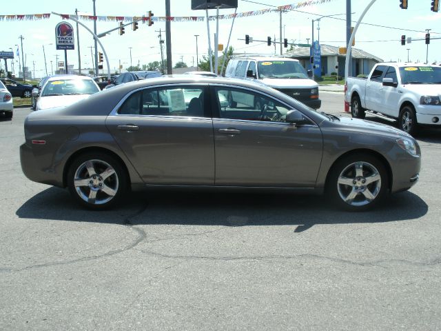 Chevrolet Malibu 2011 photo 3