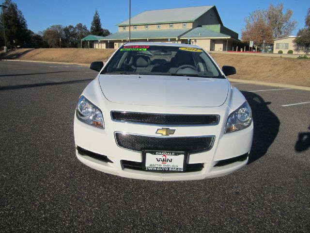 Chevrolet Malibu 2011 photo 1