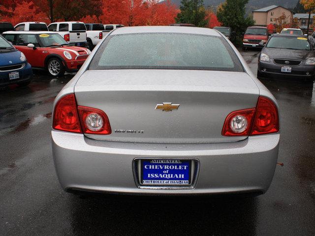 Chevrolet Malibu 2011 photo 3