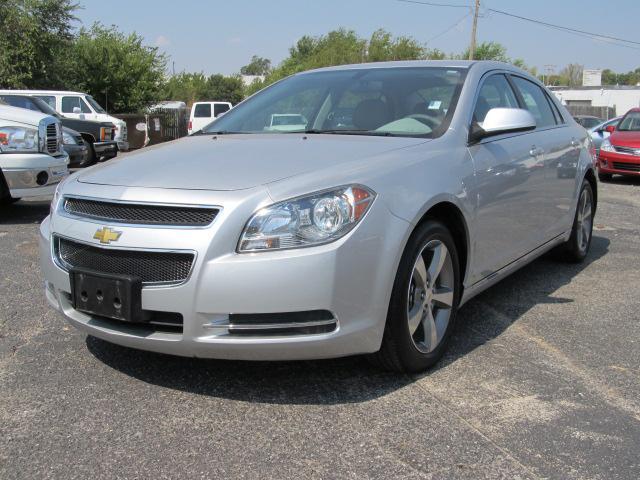 Chevrolet Malibu 2011 photo 1