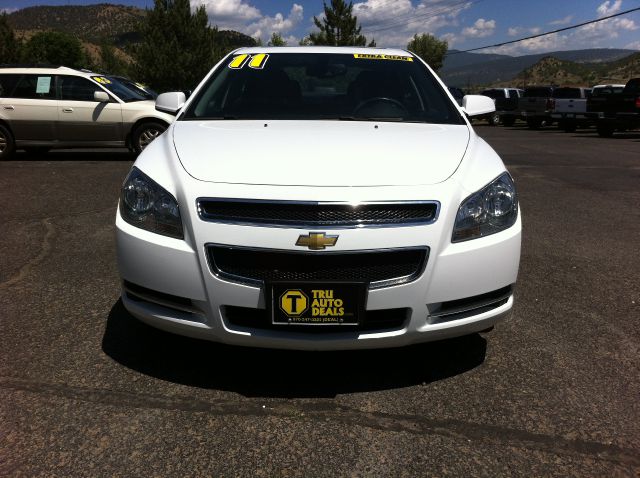 Chevrolet Malibu 2011 photo 4