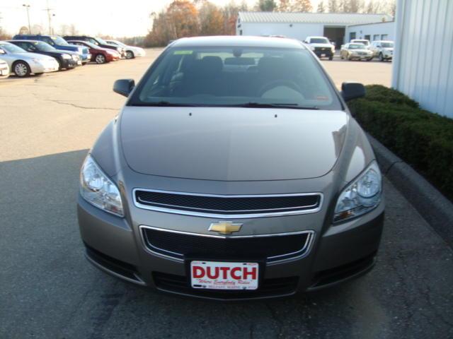 Chevrolet Malibu 2011 photo 1