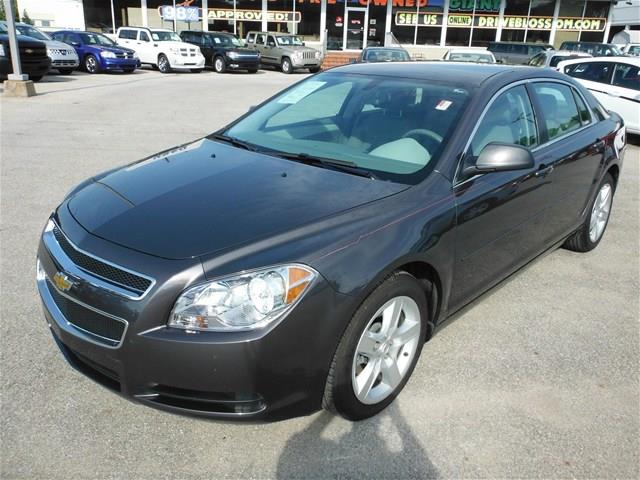 Chevrolet Malibu 2011 photo 4