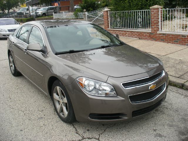 Chevrolet Malibu 2011 photo 4