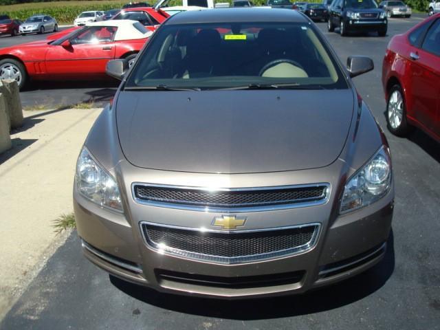 Chevrolet Malibu 2011 photo 1