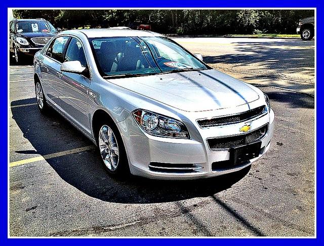 Chevrolet Malibu 2012 photo 2