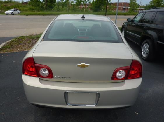 Chevrolet Malibu 2012 photo 3