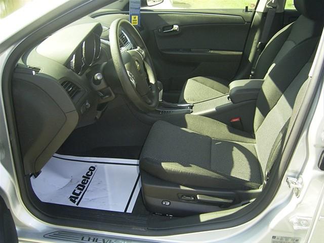 Chevrolet Malibu 2012 photo 1