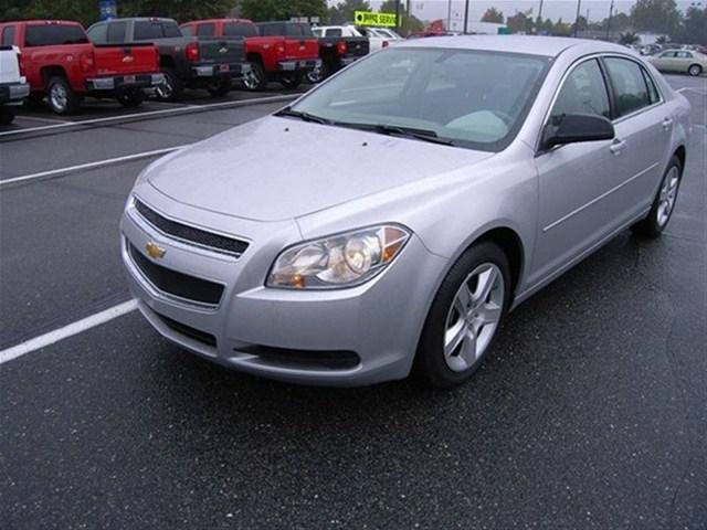 Chevrolet Malibu 2012 photo 2