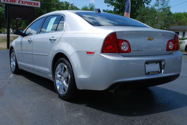 Chevrolet Malibu 2012 photo 2