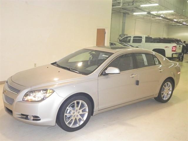 Chevrolet Malibu 2012 photo 2