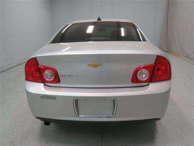 Chevrolet Malibu 2012 photo 2