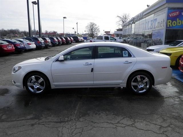 Chevrolet Malibu 2012 photo 3