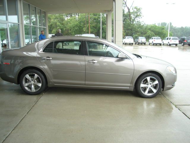 Chevrolet Malibu Supercab XL Sedan